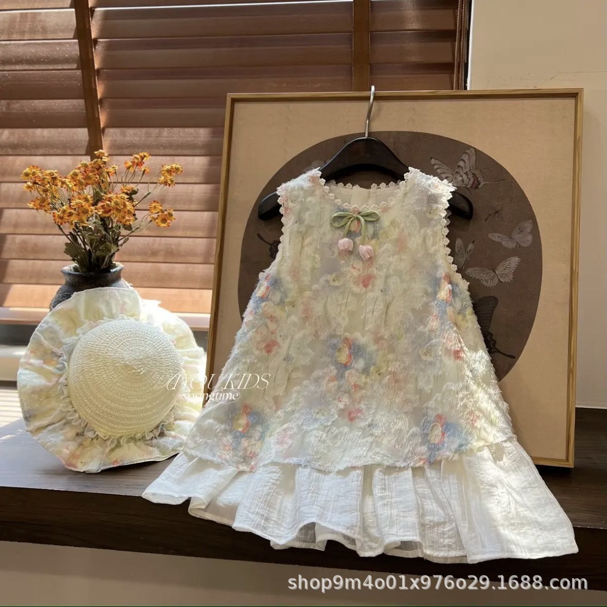 Girls' Summer New Style Stylish Dress, Sweet Floral Sleeveless, For 2-8 Years Imported From China
