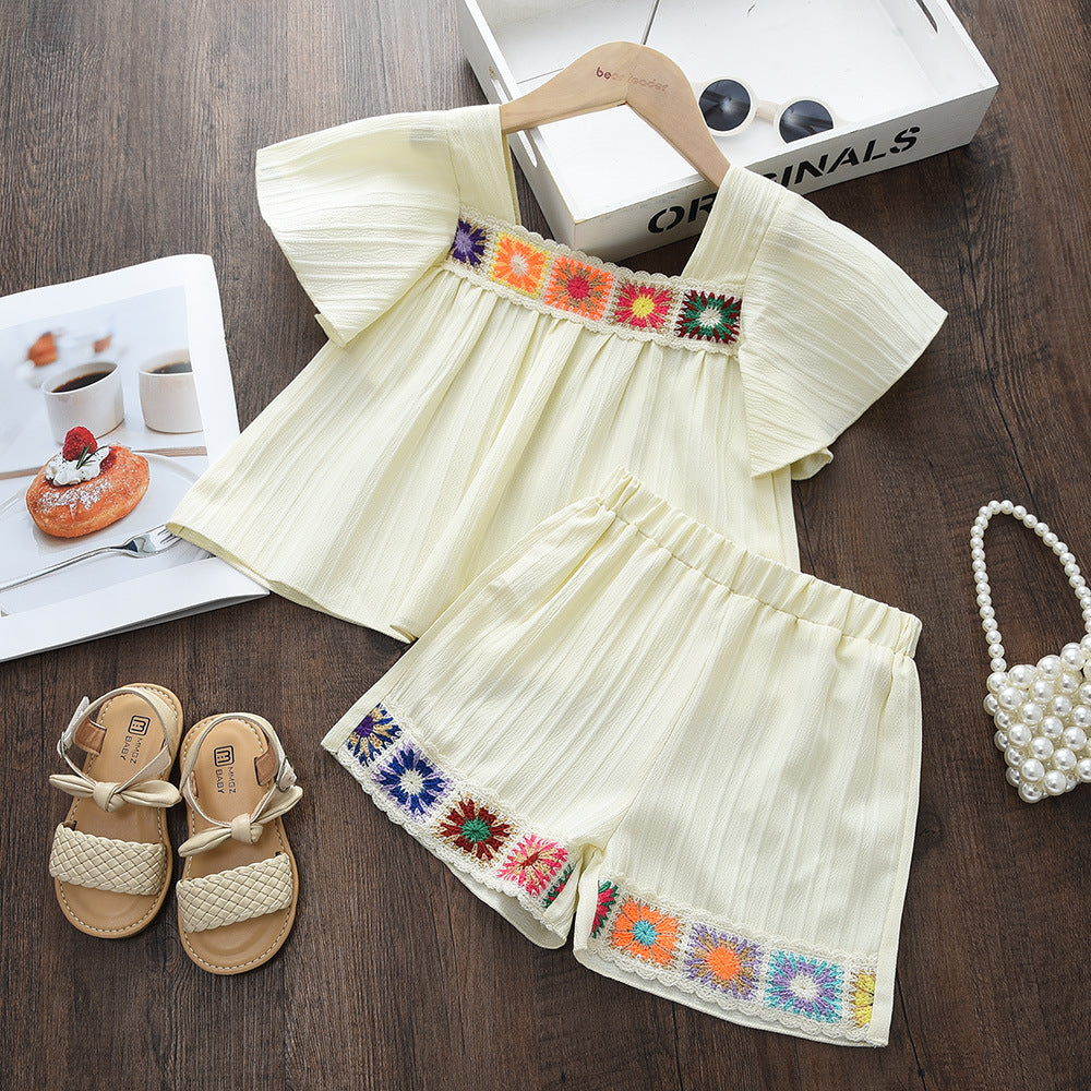 Girls' suit New Square Collar Big Fly Sleeve Knitted Embroidered Flower For 2-6 Years, Imported From China