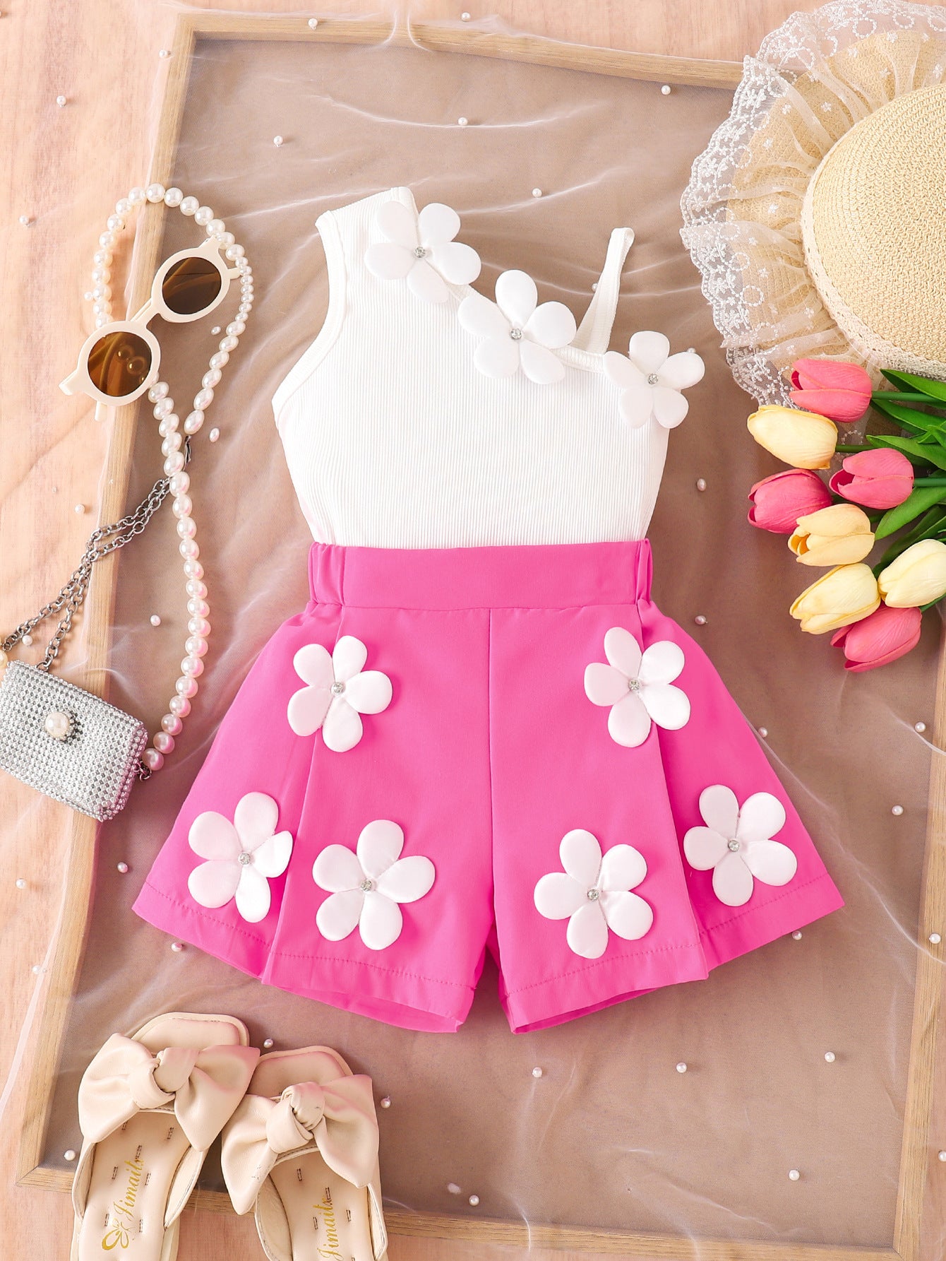 New Girls' Suit One-Shoulder Sleeveless Three-Dimensional Flower Top + Pink Wide-Leg Shorts Children's Fashion Two-Piece Set For 1-5 Years, Imported From China