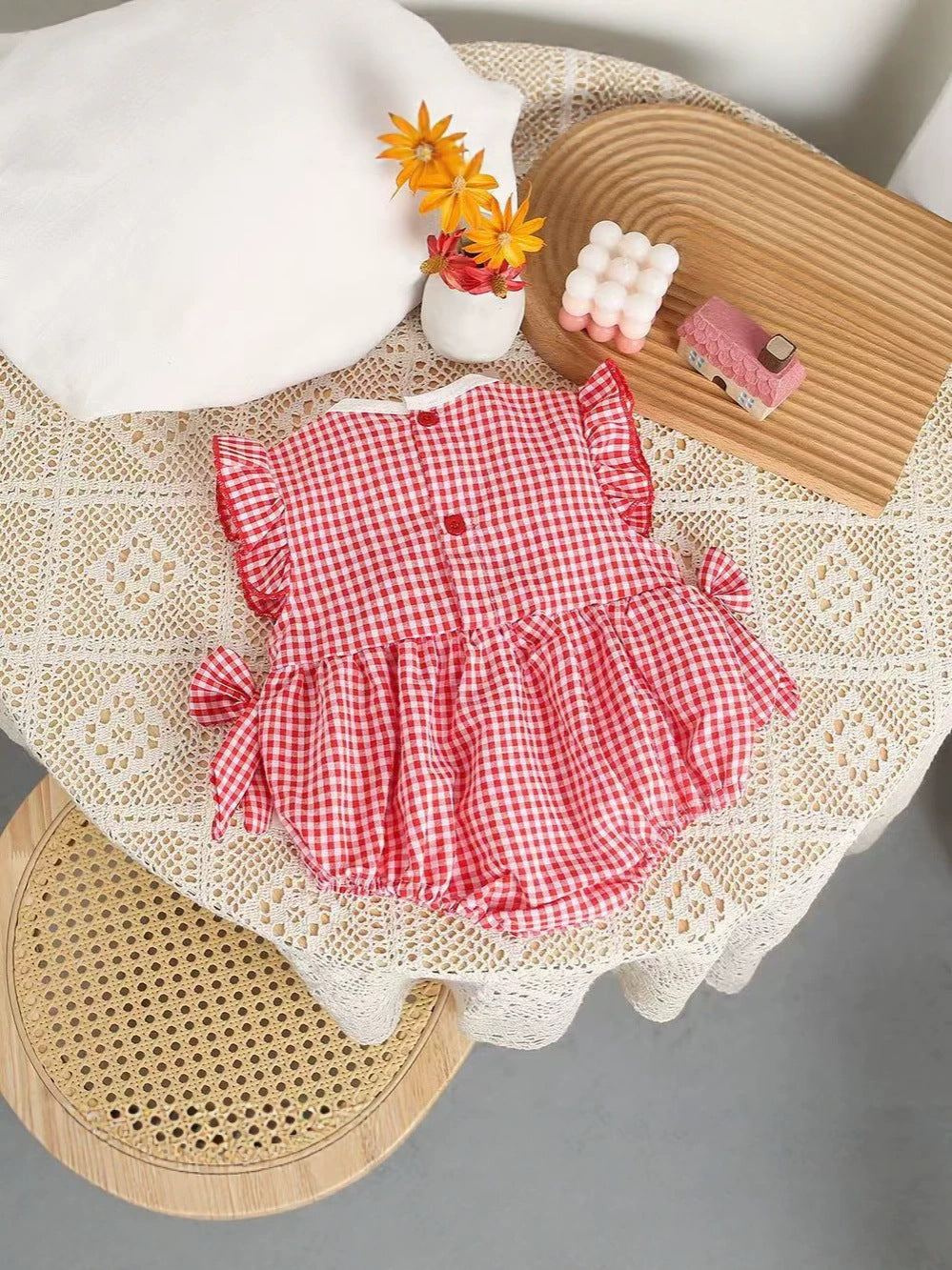 New summer style red plaid thin embroidered lace cotton triangle romper for 0-3 month, Imported From China