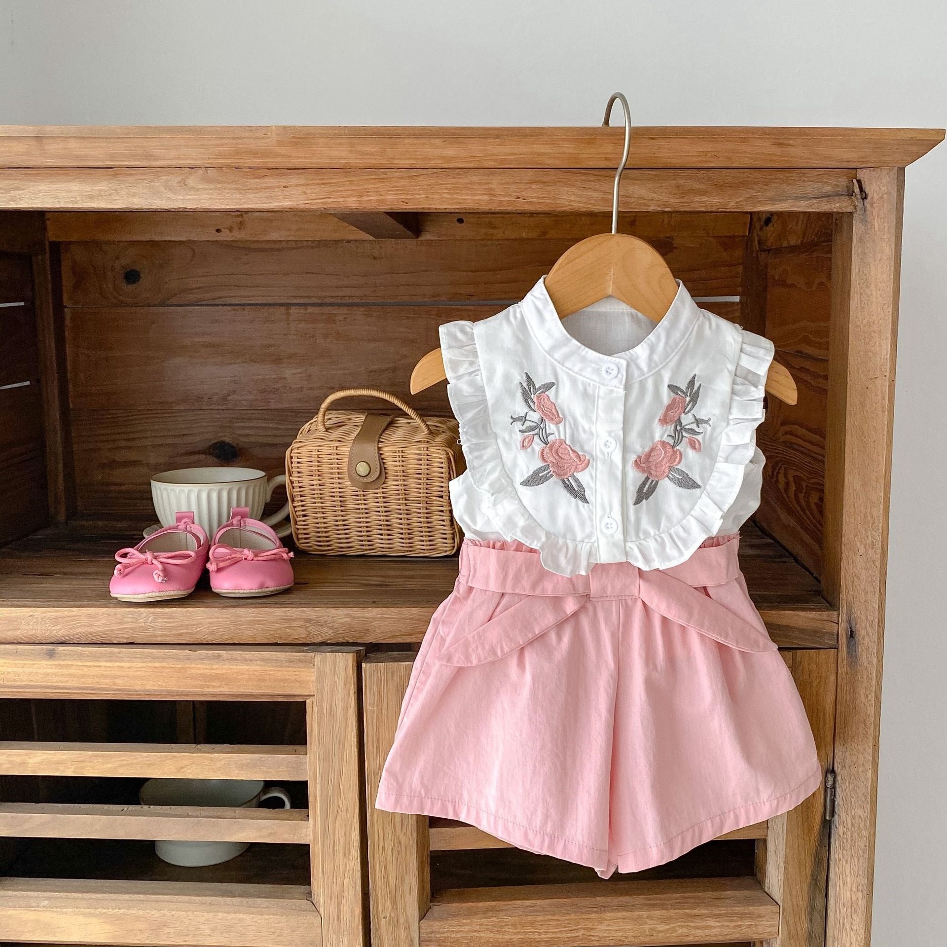 Summer Style Infant and Toddler Girls' Outfit Embroidered, For 6-12 Months, Imported From China