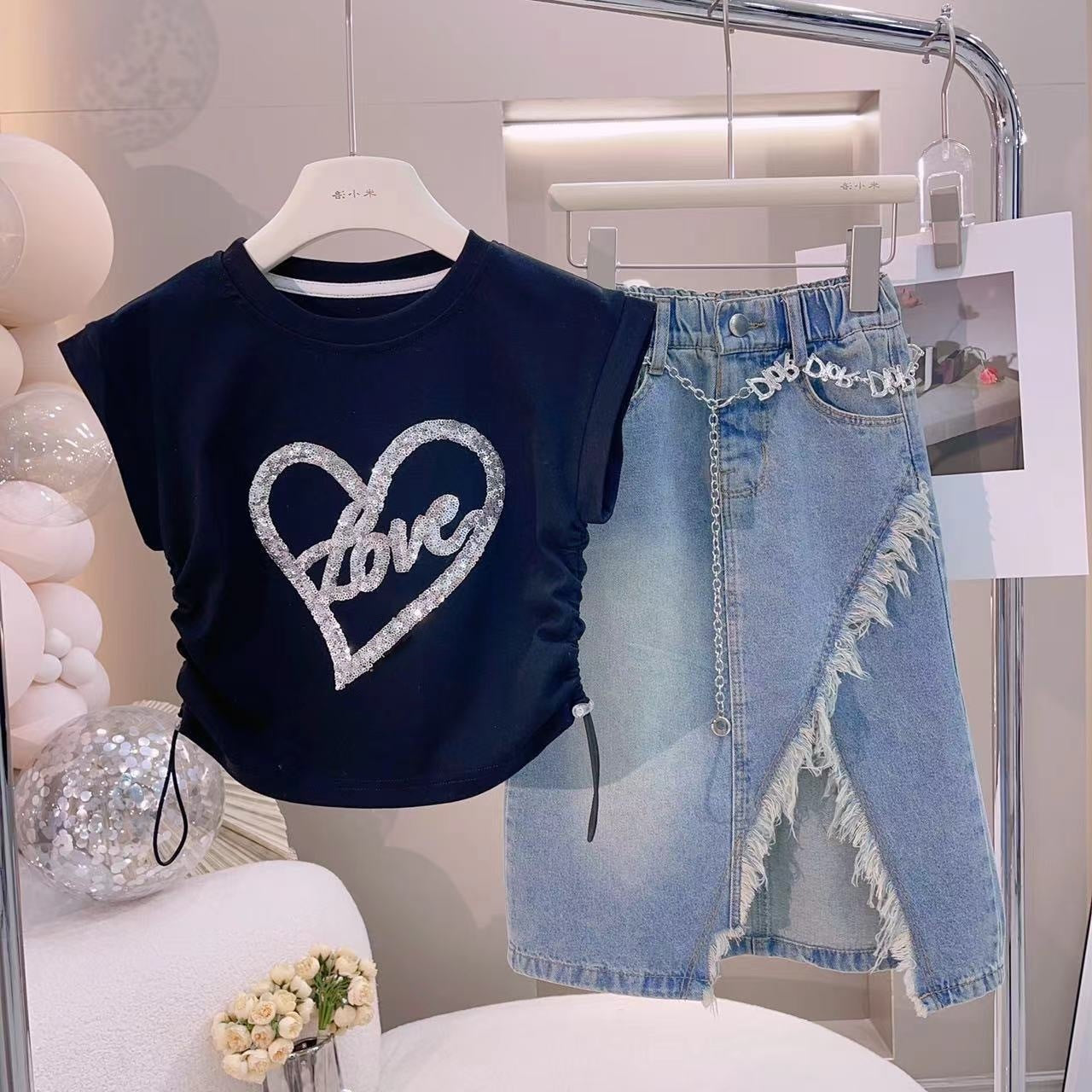 Girls' Summer Outfit Stylish Sequin Heart Short-Sleeve Top with Denim Skirt Two-Piece Set Trendy For 4 Years, Imported From China