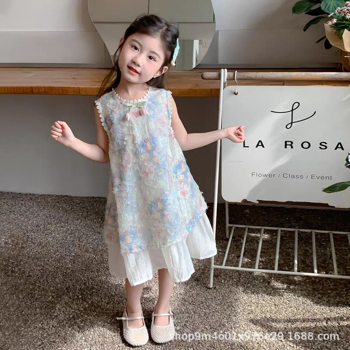 Girls' Summer New Style Stylish Dress, Sweet Floral Sleeveless, For 2-8 Years Imported From China