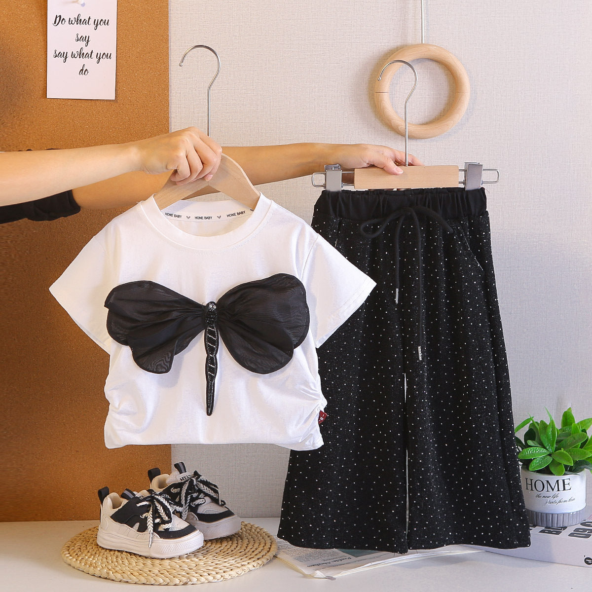 Girls' Summer Outfit-Stylish Children's Summer Set for Girls-White Tops, Black Pant-For 2,3 Years-Imported From China