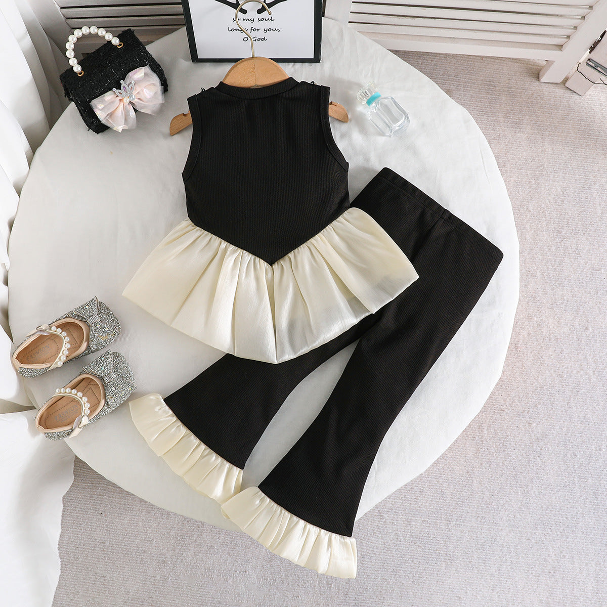 Girls' Little Chanel Style Set: Summer Sleeveless Bow-knot Top + Pant, Black, For 3-6 Years, Imported From China