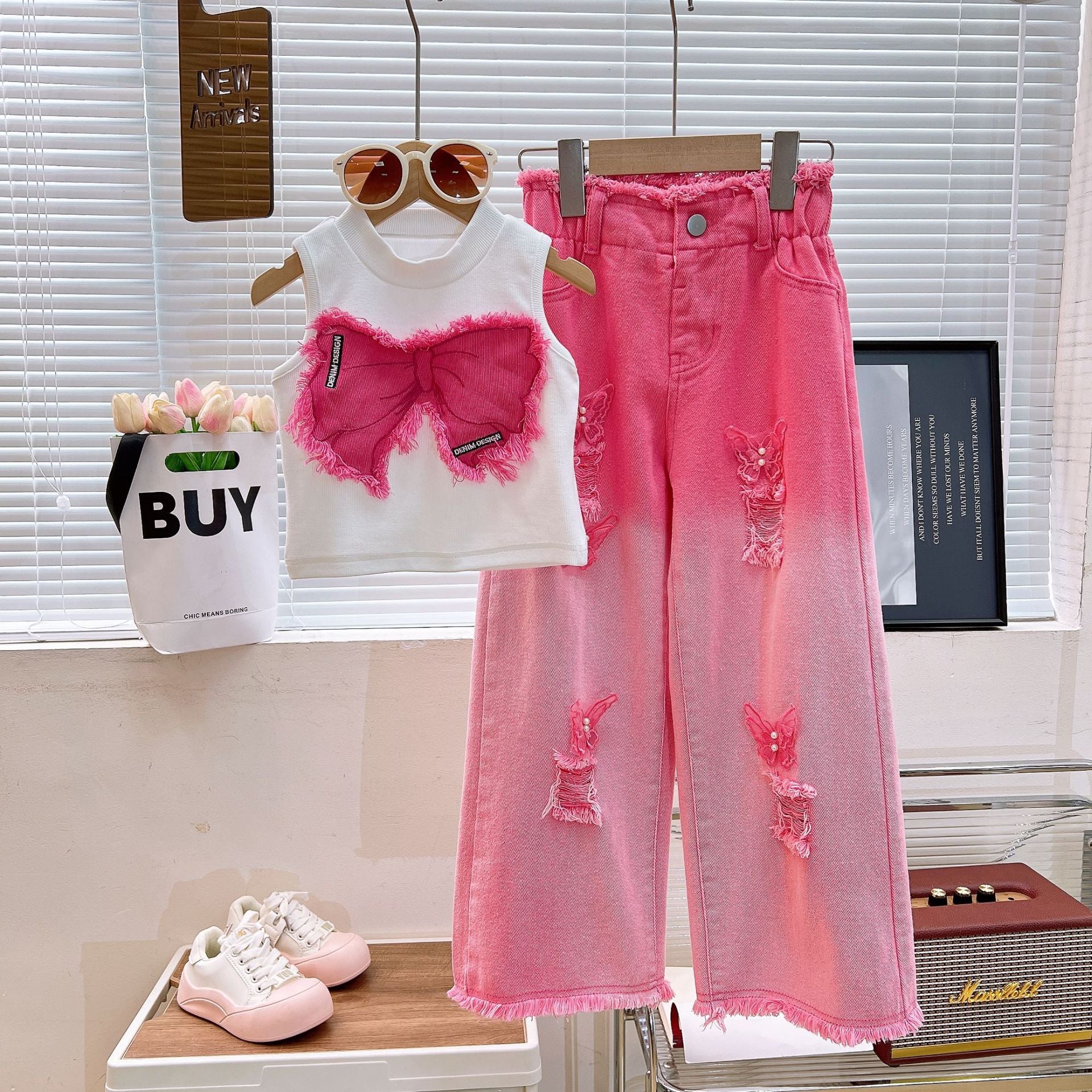 Girls Summer Suit Kidsren's Sleeveless Ripped Jeans For 7 Years Imported From China