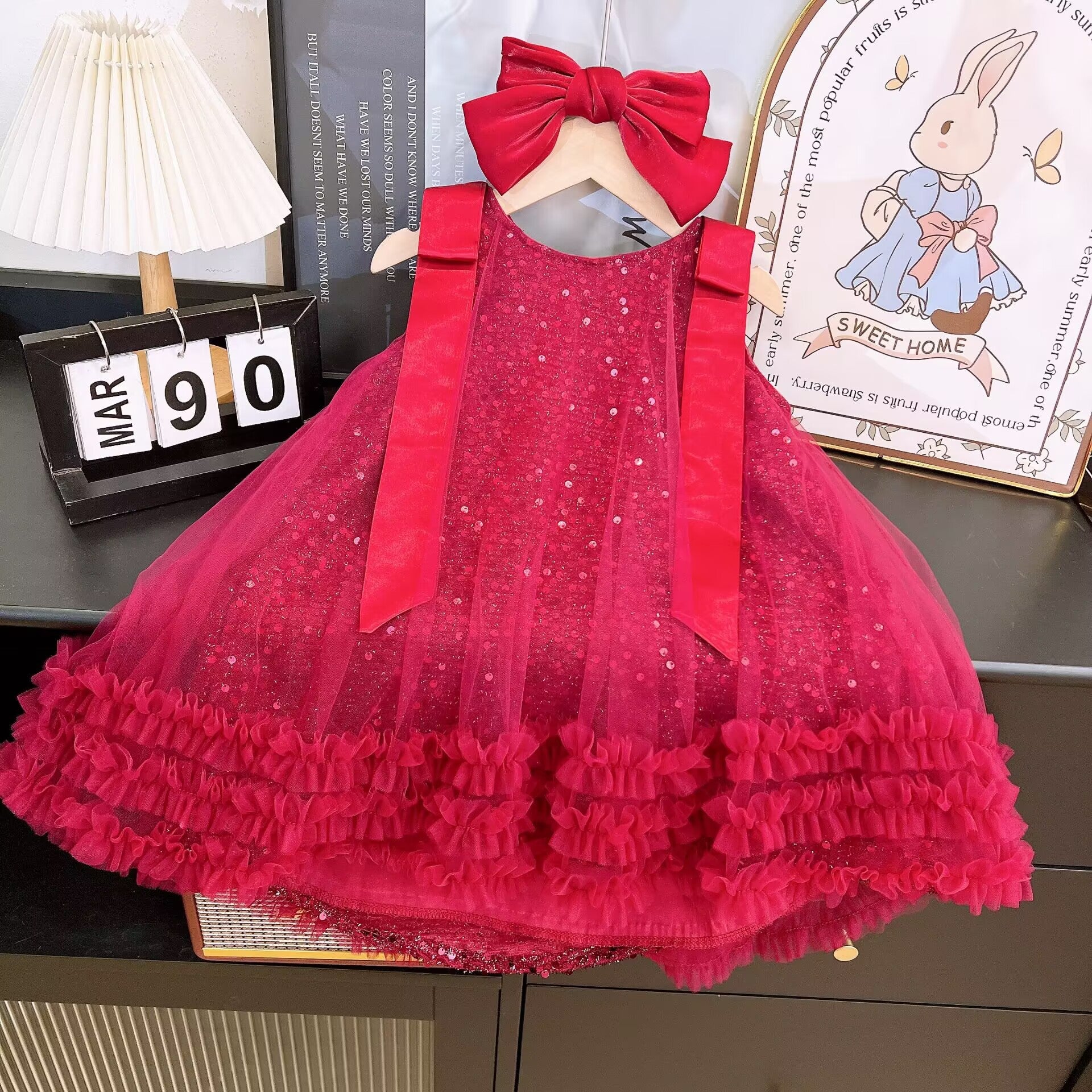 Summer Girls' Red Sequined Mesh Dress Sleeveless Princess Dress, For 4 Years, Imported From China