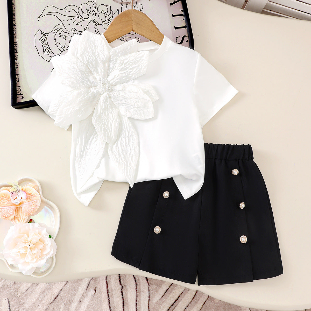 Summer T-Shirt with Floral Design, Solid Color Pearl Buttons, For 5 Years, Imported From China