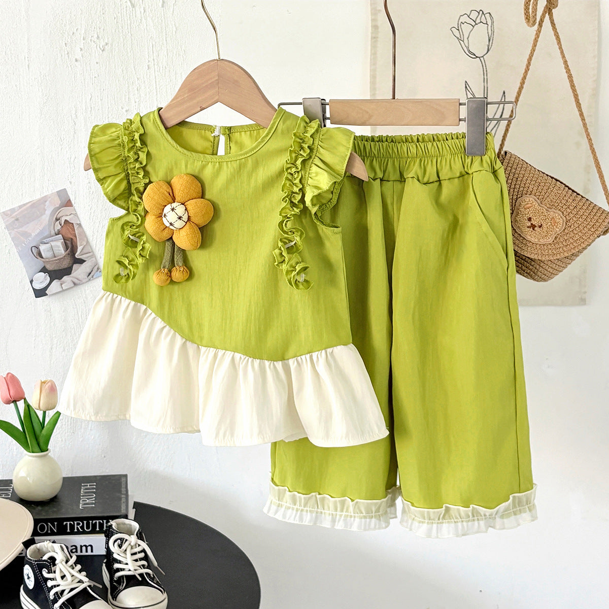 Girls' Summer Outfit with Flutter Sleeves Imported From China