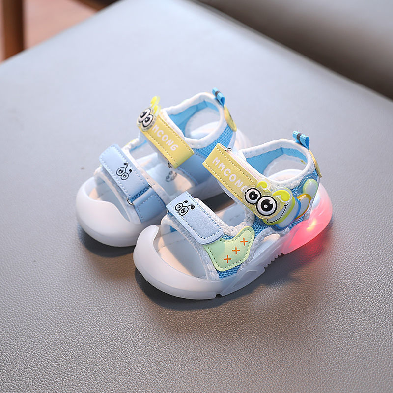 Light-up sandals, summer new style, baby shoes, soft sole, non-slip, 130 size, imported from china