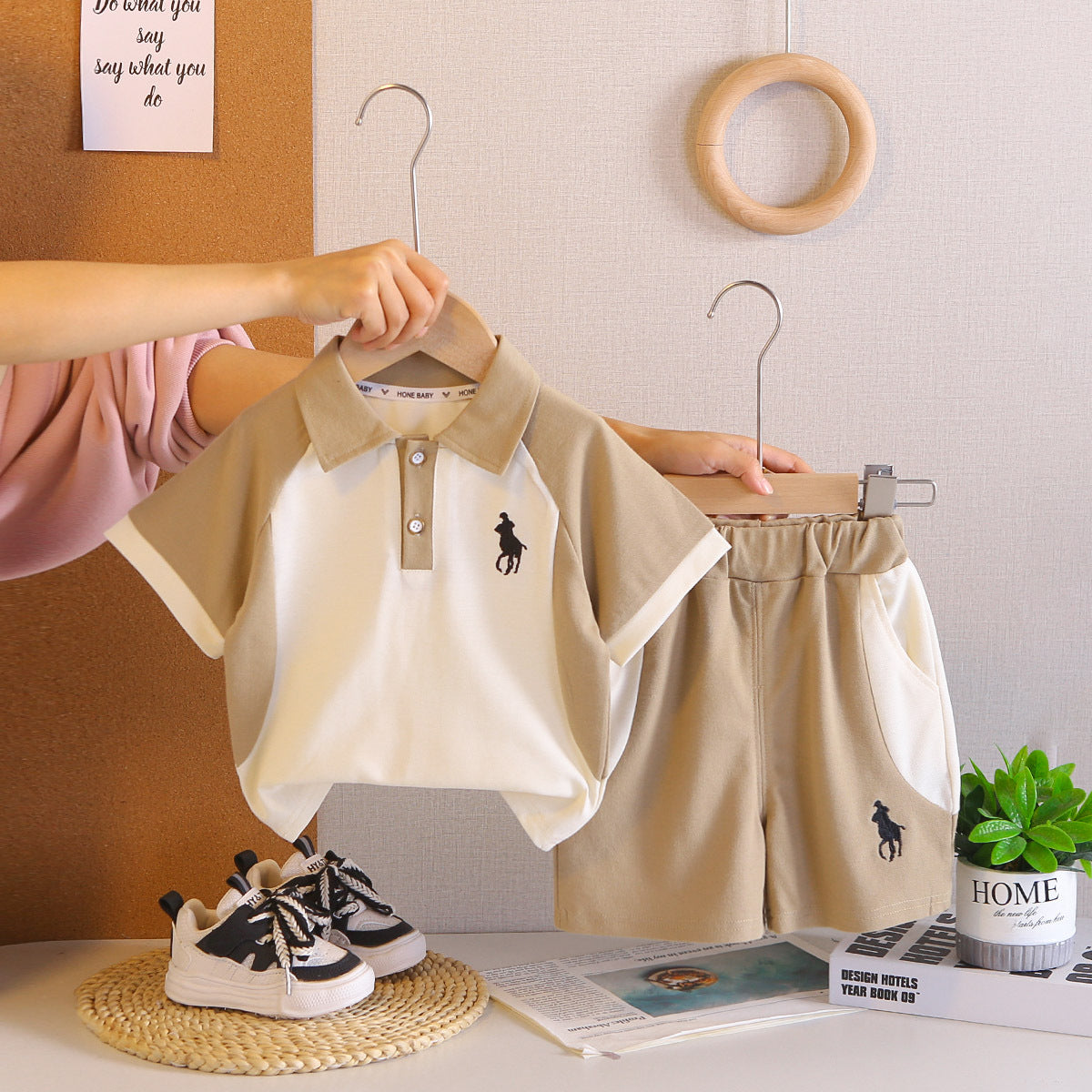 Summer Casual Short-Sleeved Shorts, Two-Piece Set for Boys 1-5 Years, Imported From China